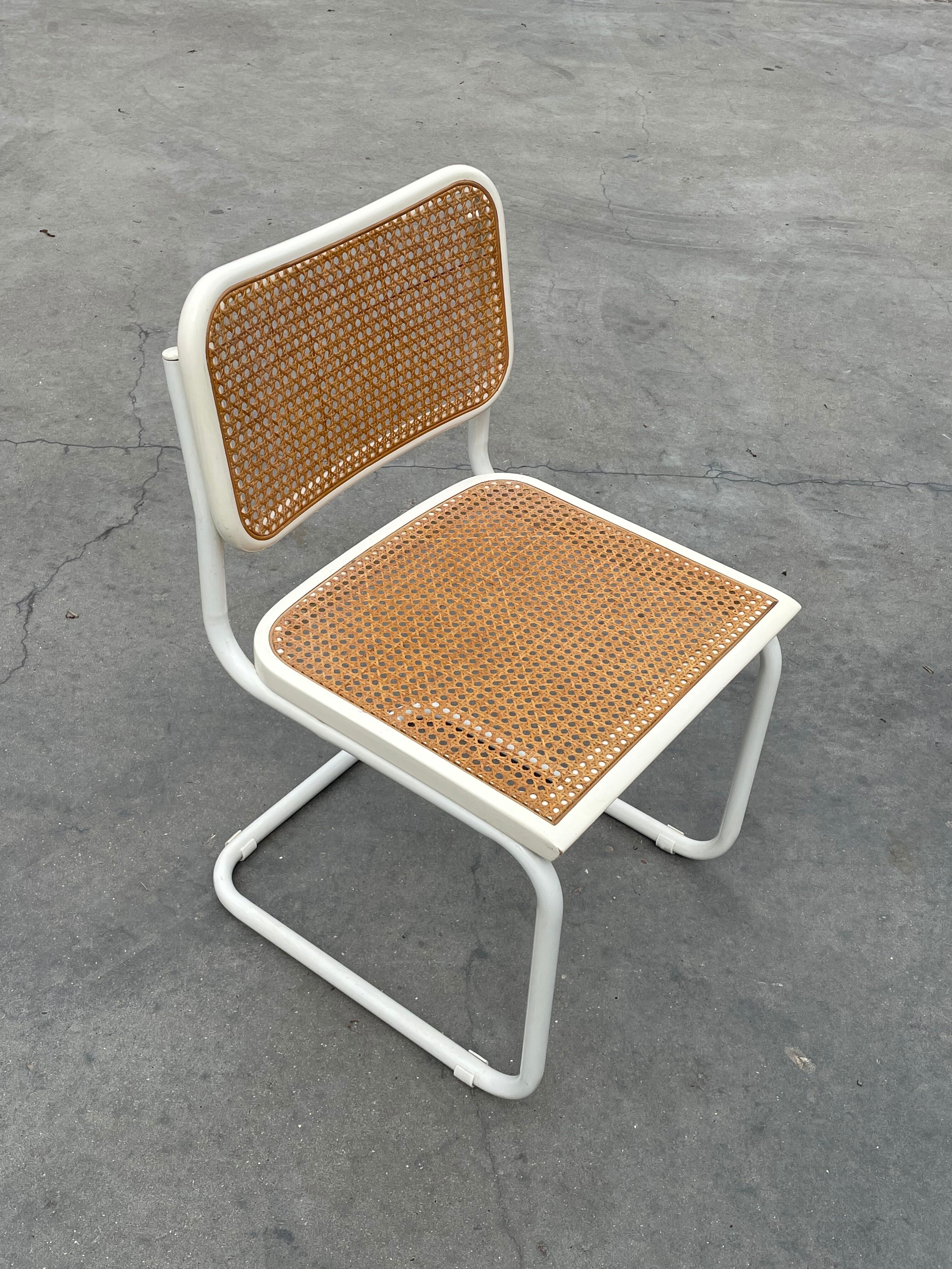 Cesca design chair b32 model in white