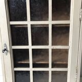 Medicine wardrobe glazed braces