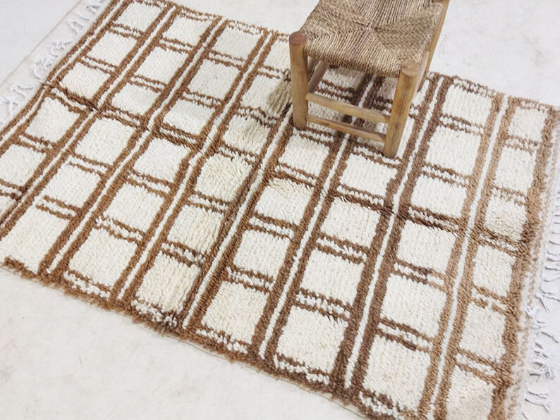 Moroccan berbere carpet 154x104cm