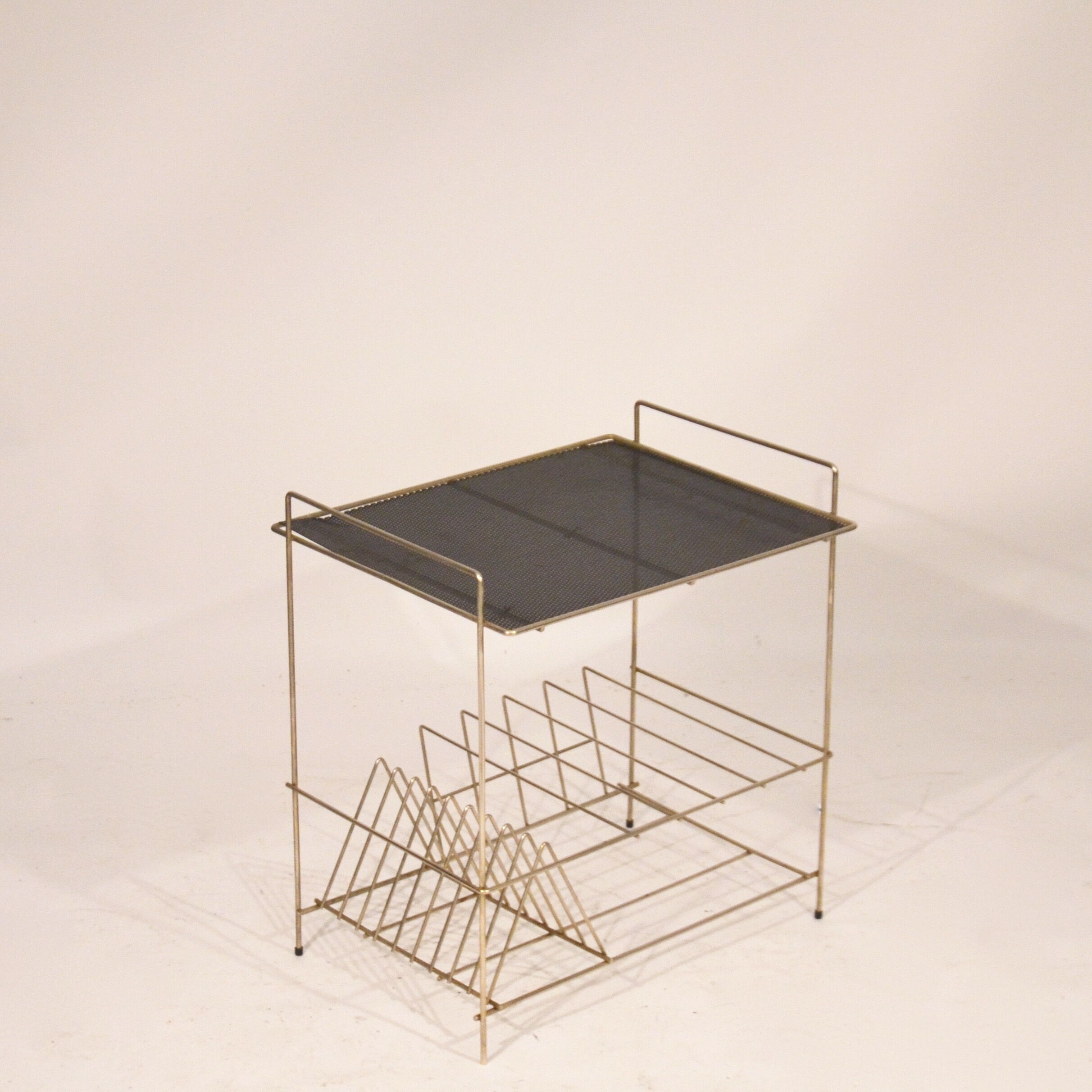 Table range 60s discs