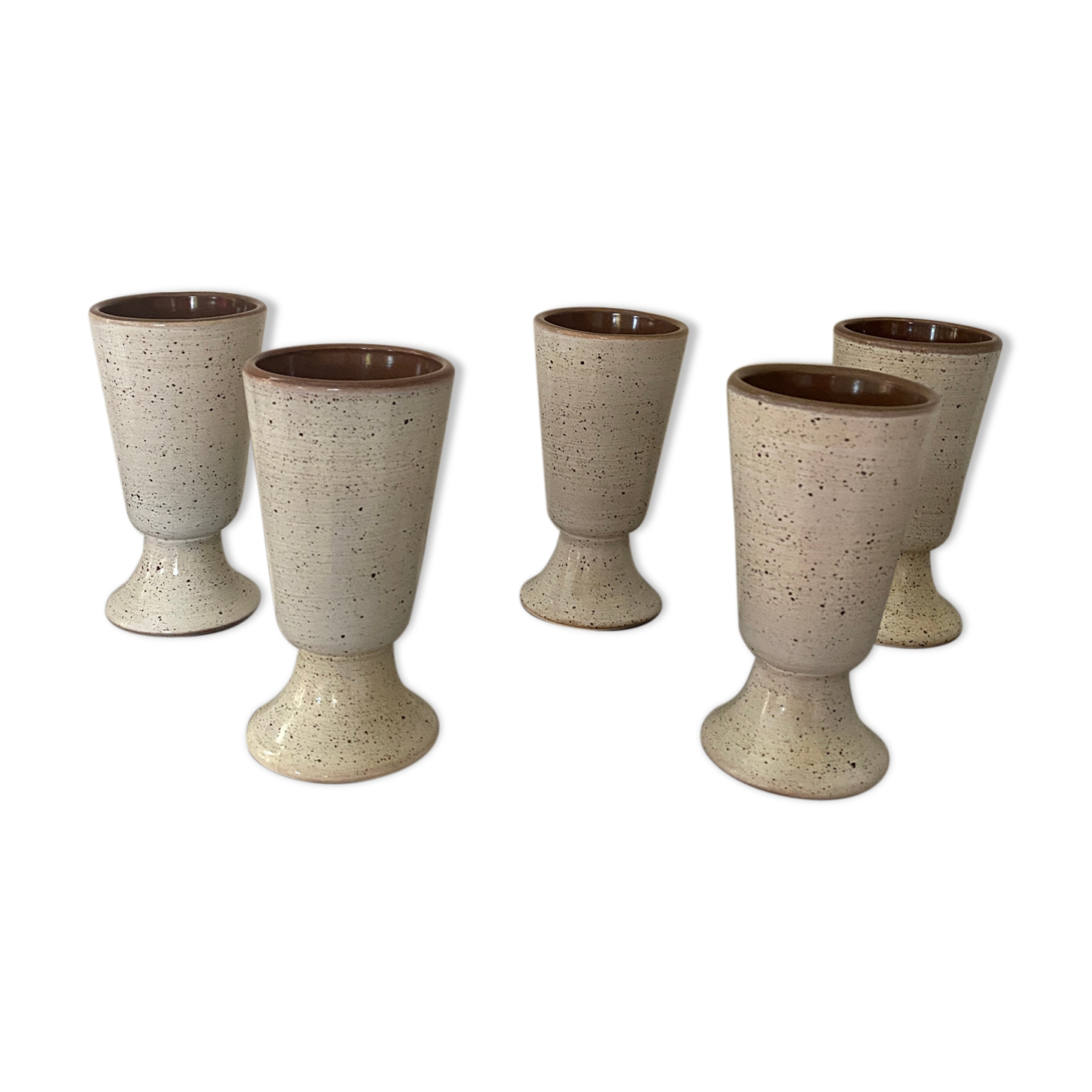 Vernified sandstone mugs