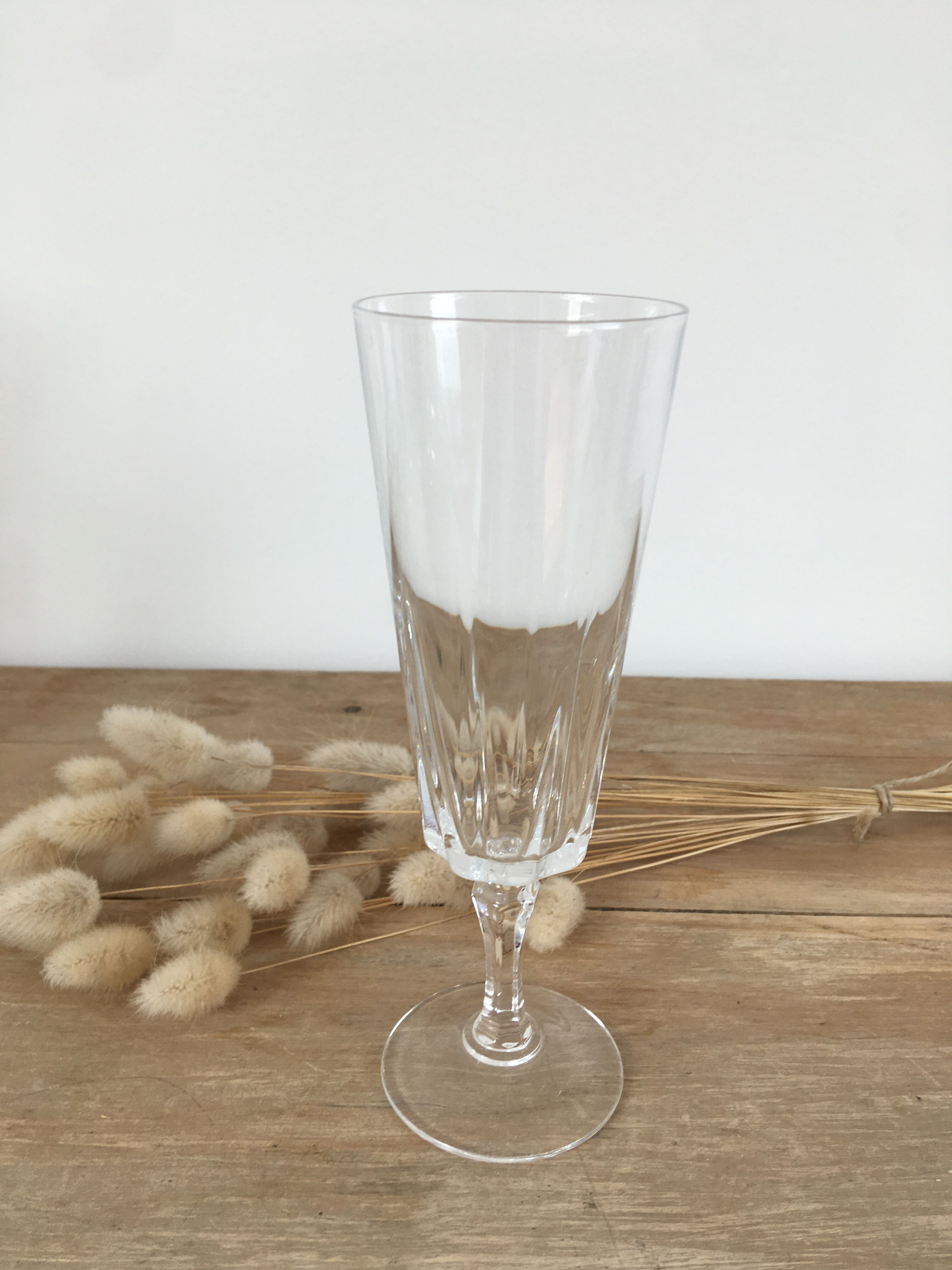 Champagne flutes Cristal d'Arques model "Versailles"