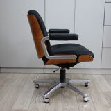 Vintage swivel office armchair in black leather and wood by Giroflex 60s