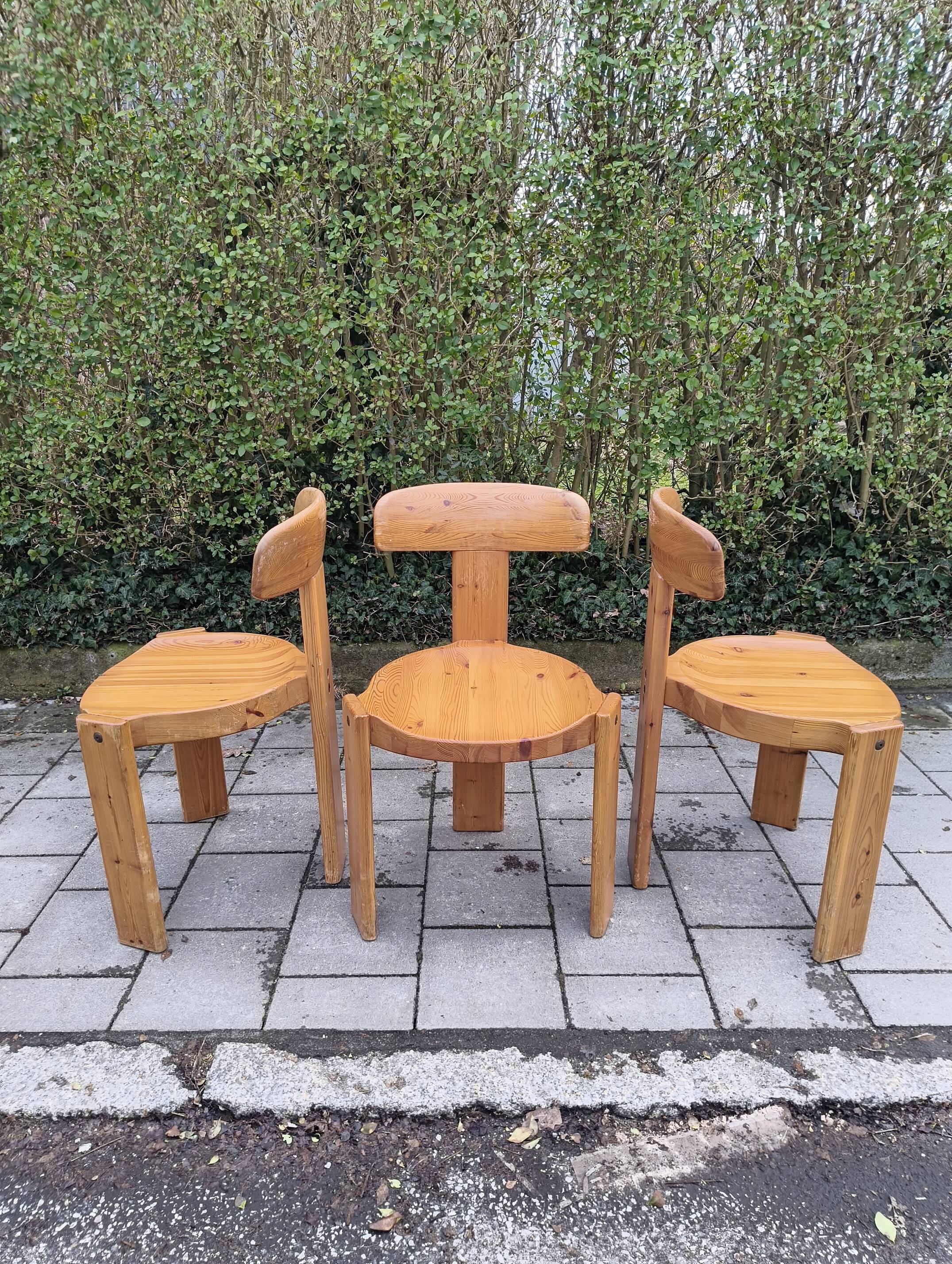 3chairs in pine by Antti Nurmesniemi