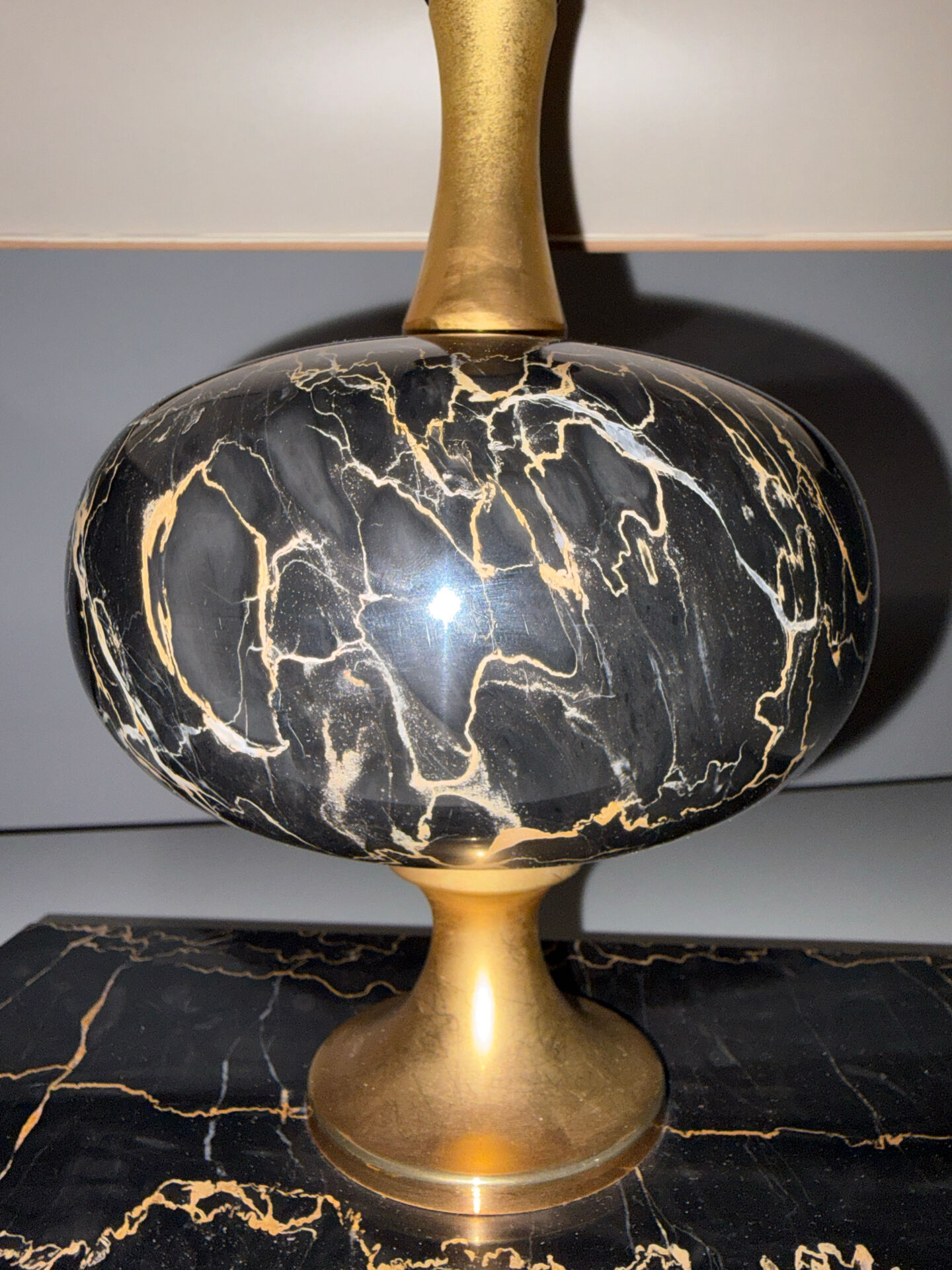 Lampe marbre noir Portoro 1970’s Philippe Barbier