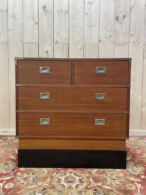 Commode en acajou de style marine