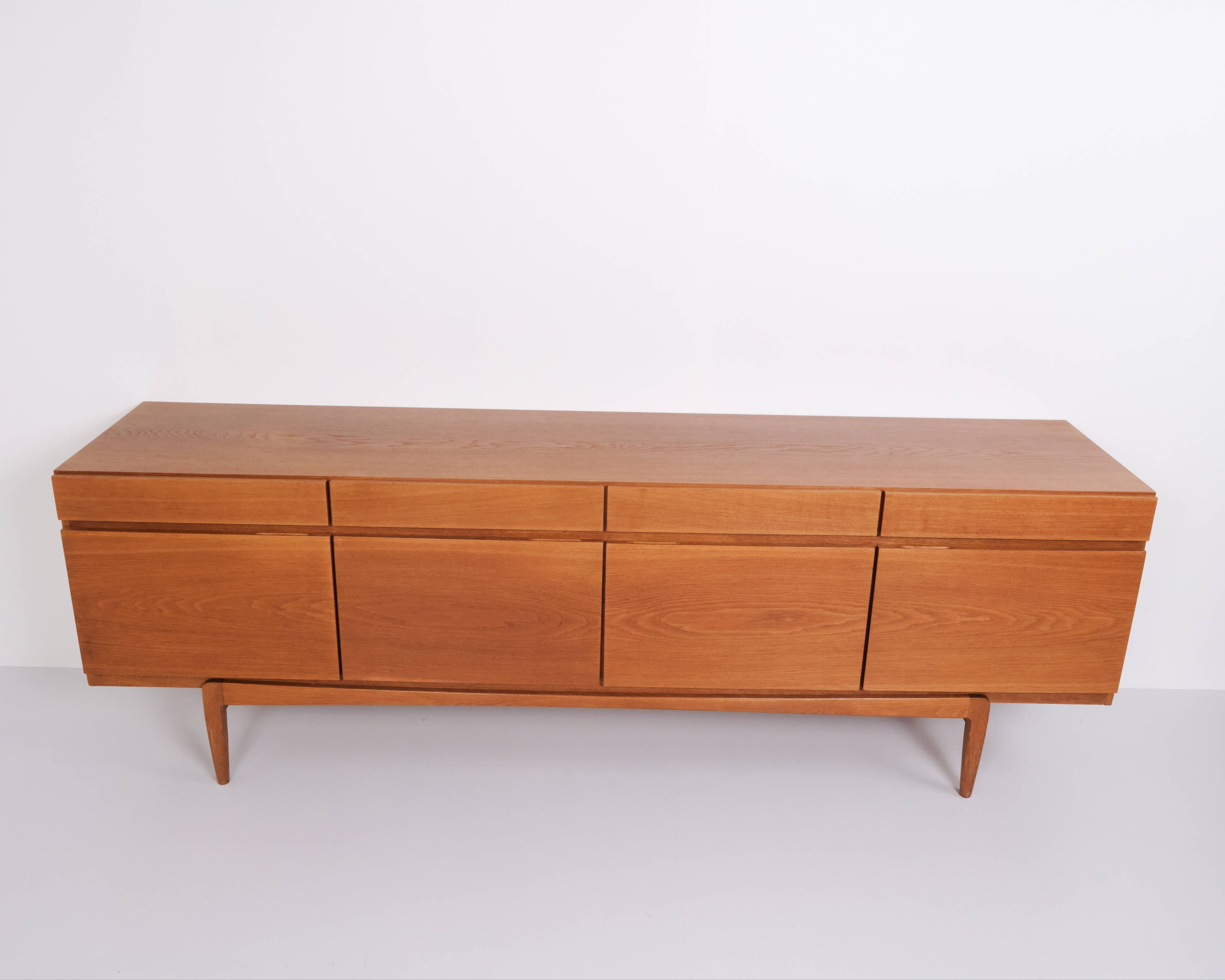 Sideboard - Oak - Ib Kofod-Larsen - Model FA66 - Faarup Furniture Factory - 1960s