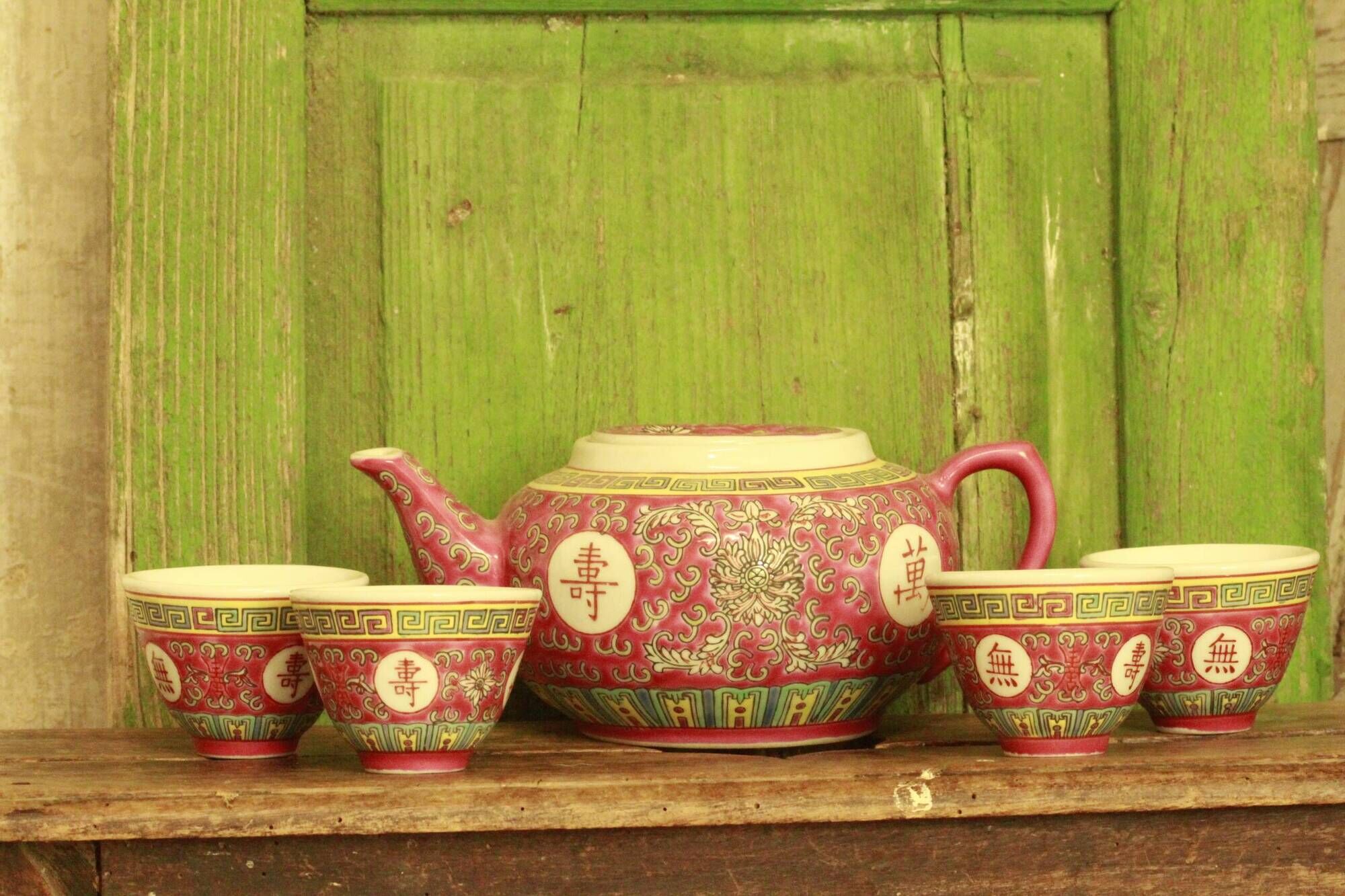 Théière chinoise mu shou rose et ses tasses