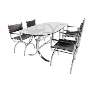 chaises et table, années