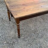 Farm table
