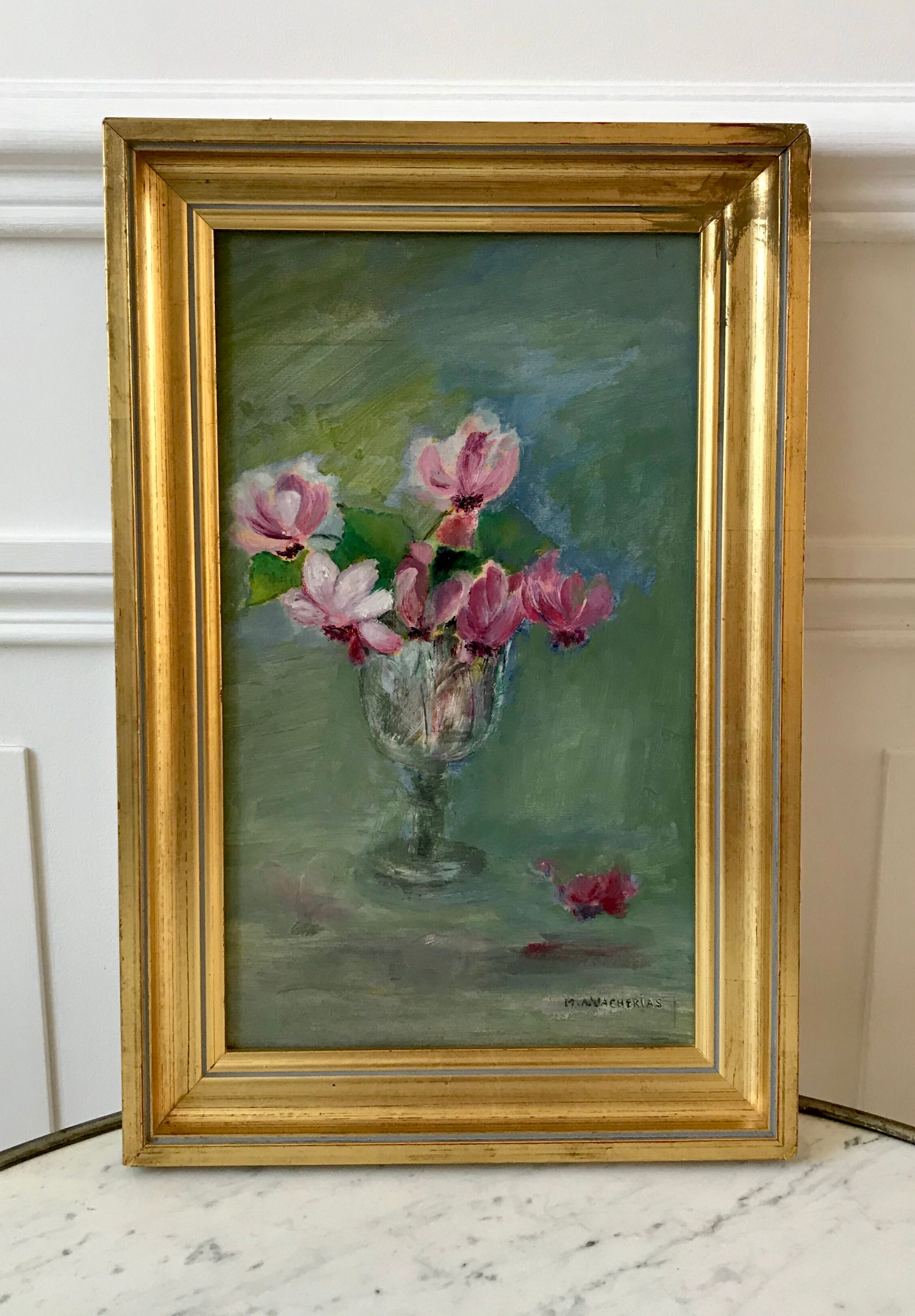 Signed bouquet of flowers table