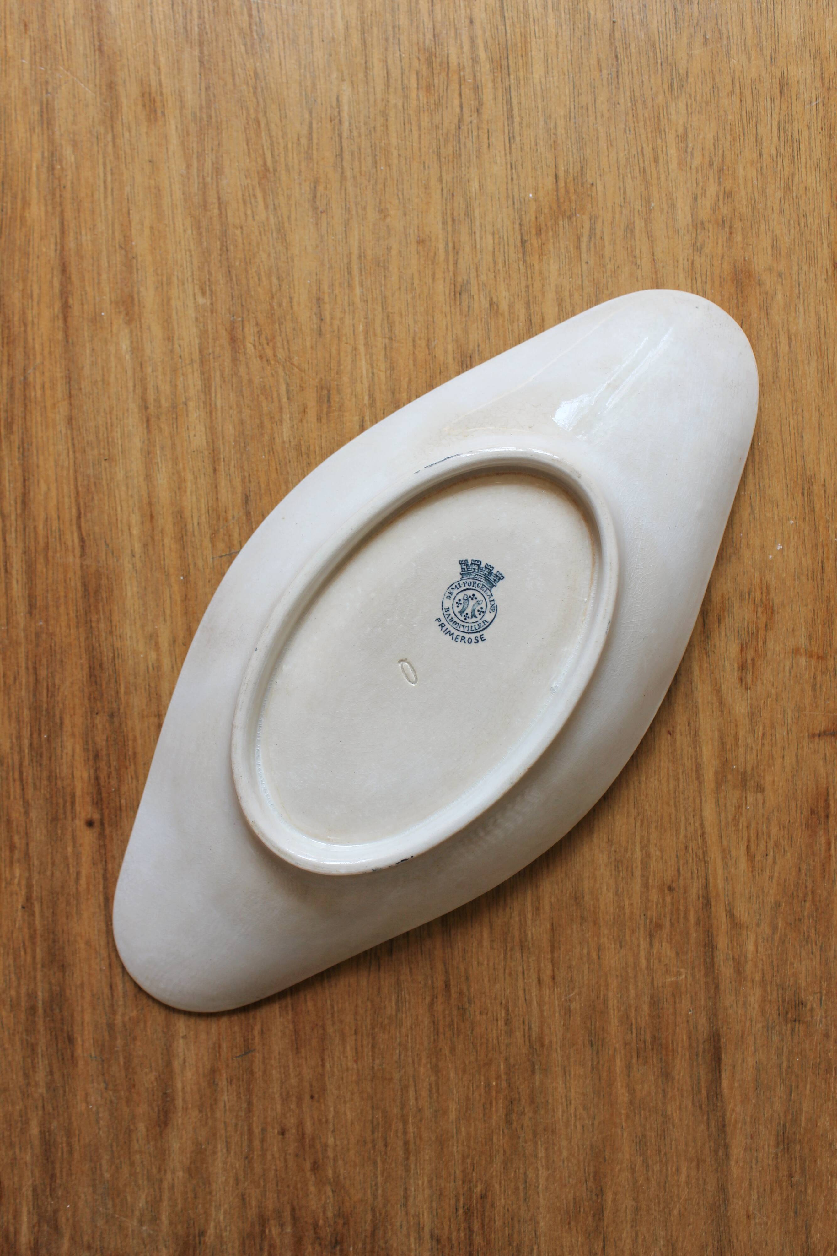 Flat dish in ironstone model "Primerose" Badonviller