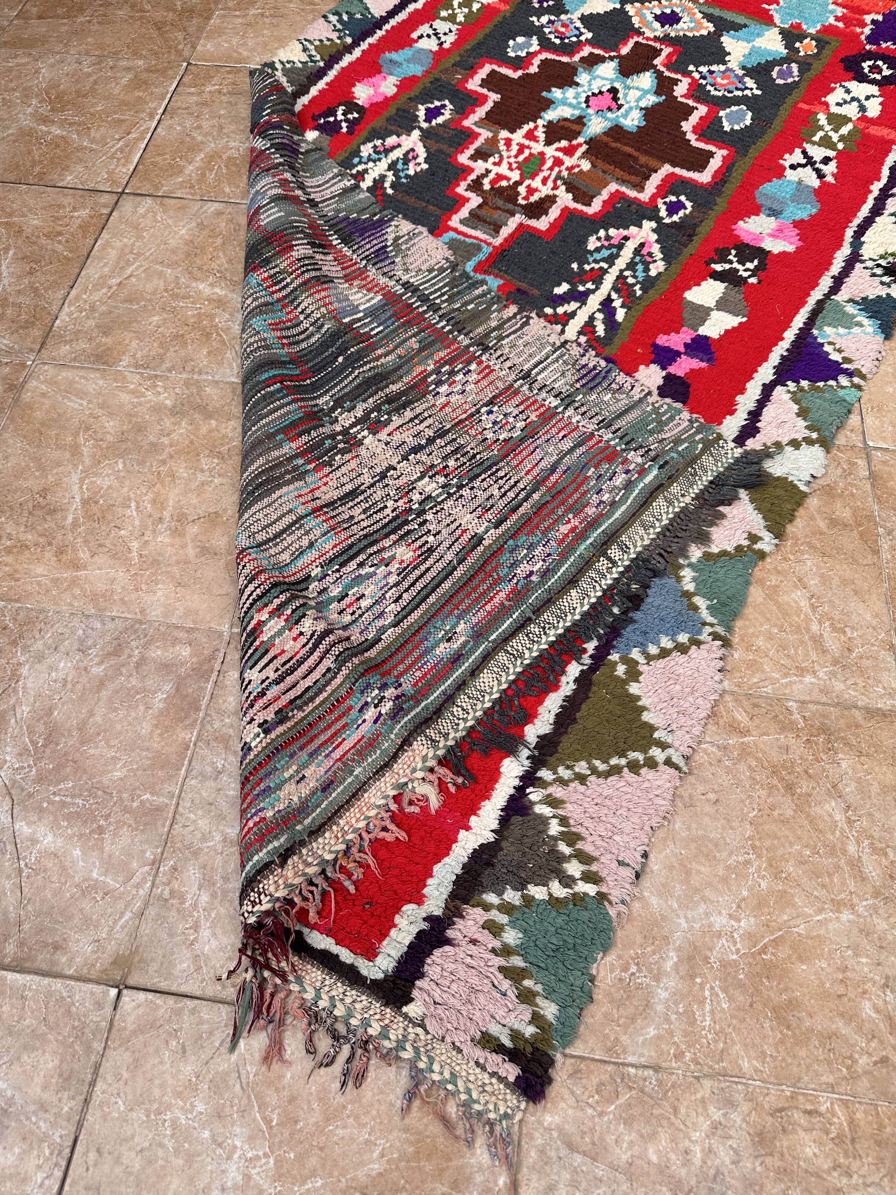 Vintage Moroccan Rug - Small Boujaad Rug - Boucharouit Rug