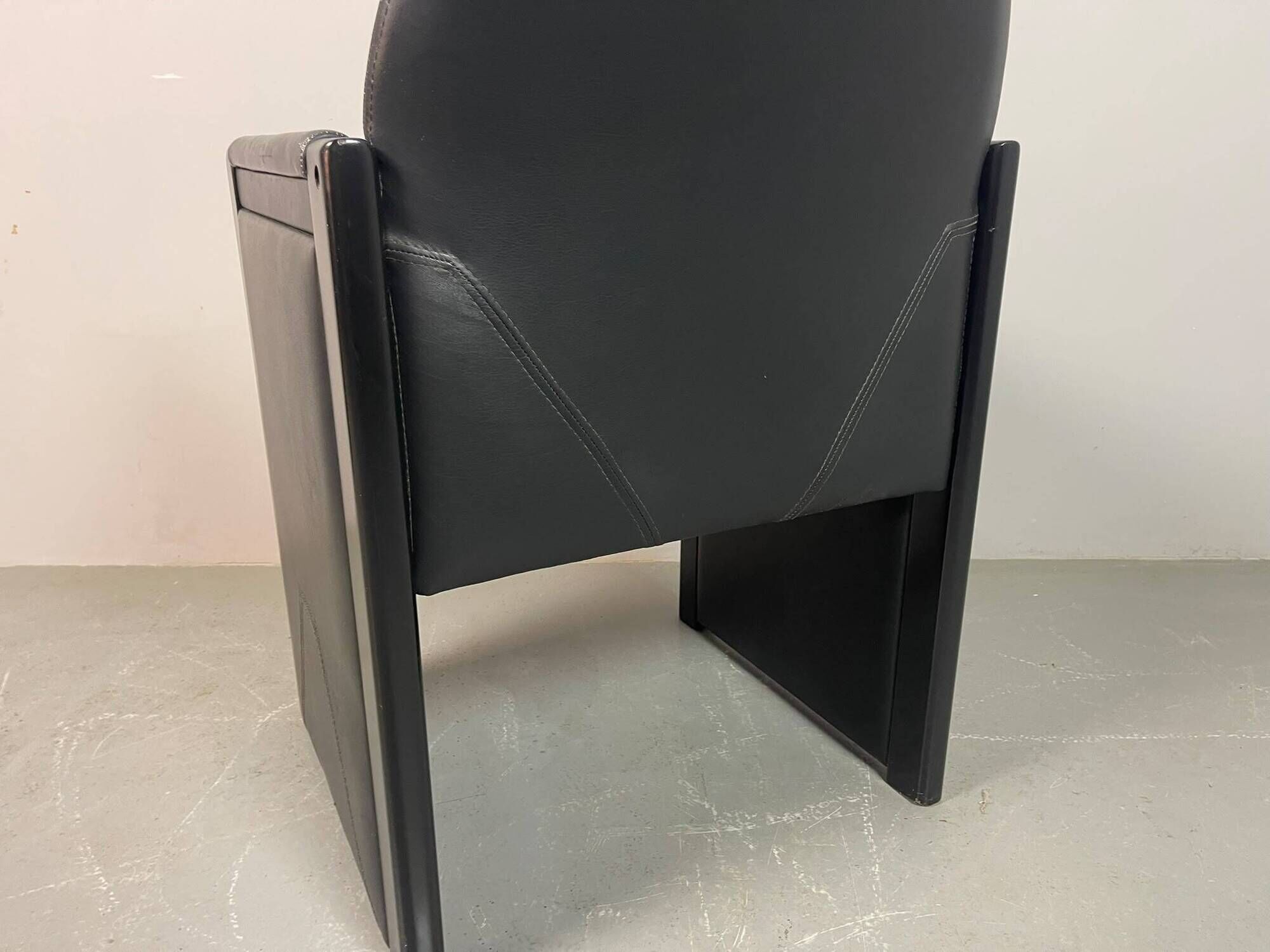 Mid-Century Bulo Belgium Armchair in Black Leather – Postmodern / Memphis