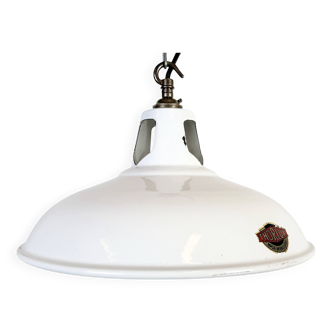 Lampe à suspension industrielle en émail blanc de Thorlux, années 1960