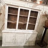 Buffet with 2 glass doors