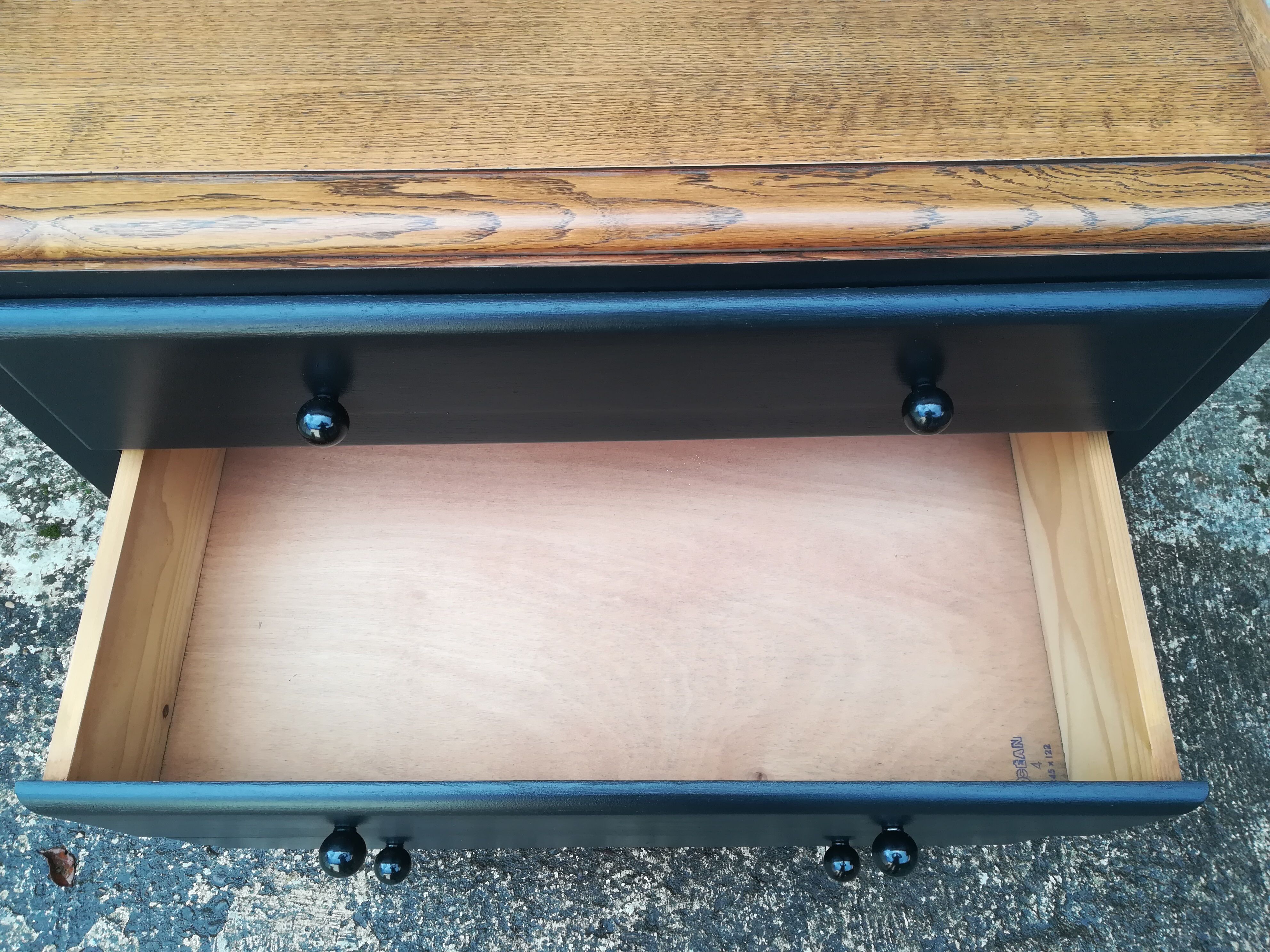 Commode vintage