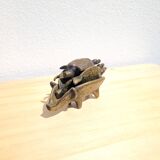 Bronze nesting pig ashtray set