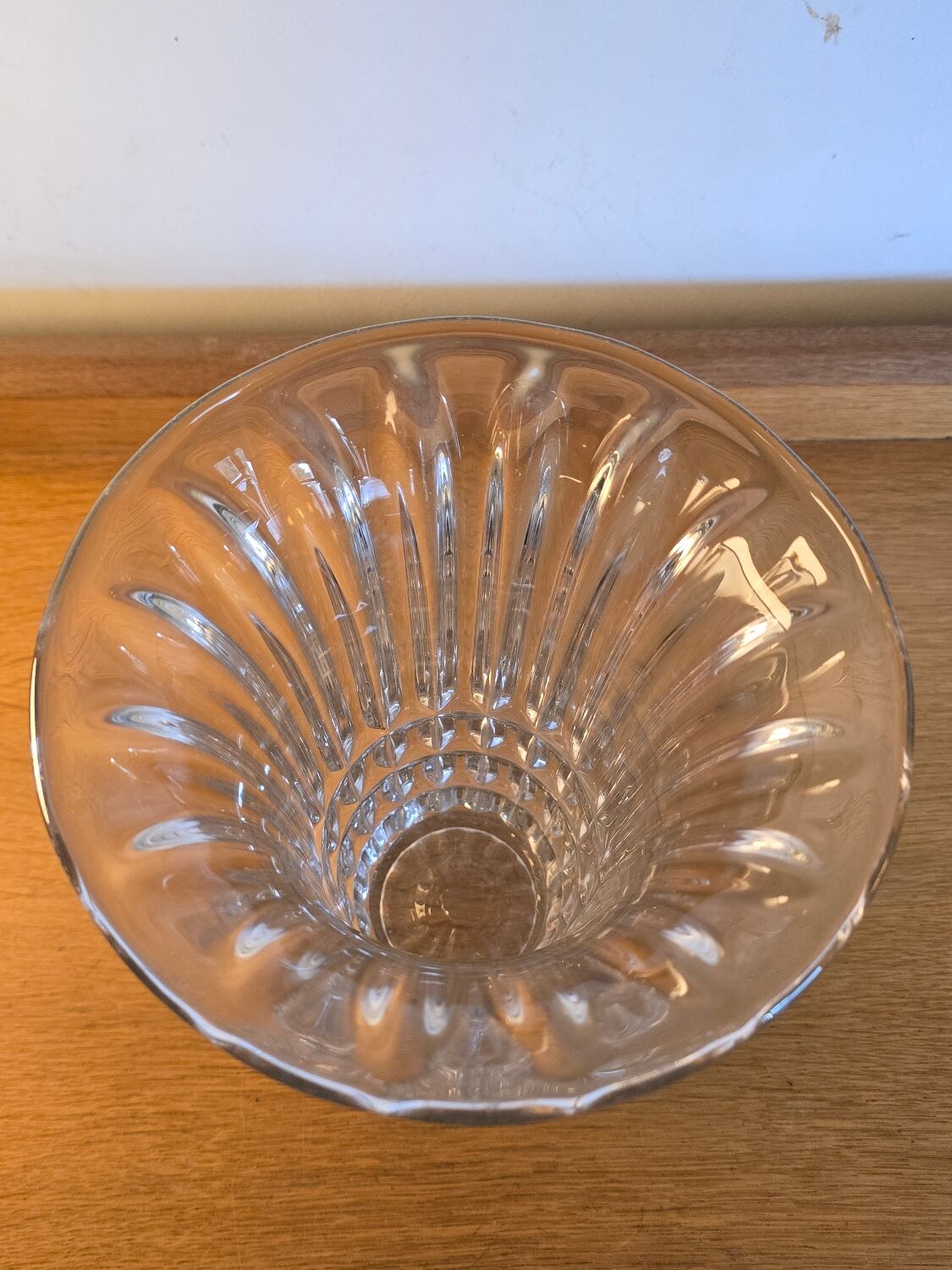 Vase en verre moulé 1950 Art Déco