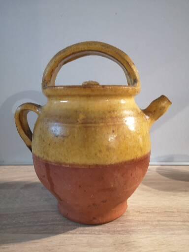 Gargoulette Provençal jug