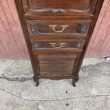 Storage cabinet
