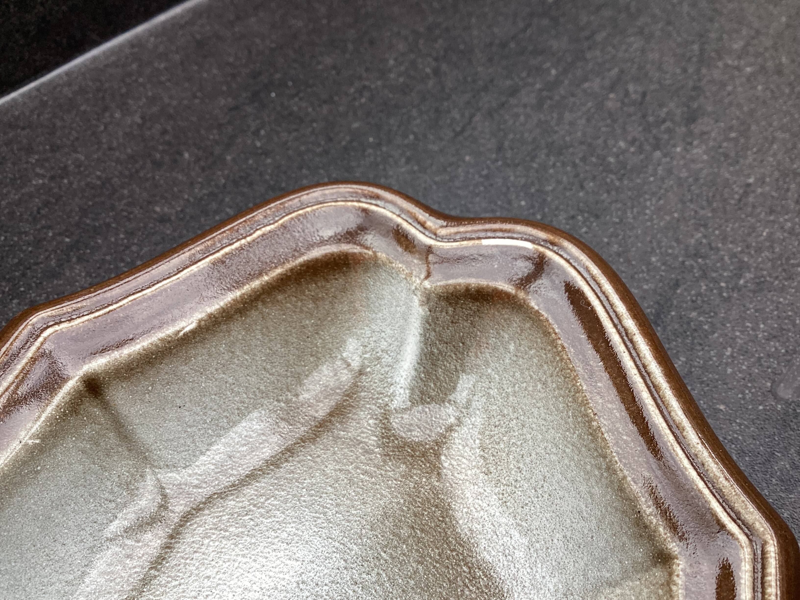 Salins earthenware fish dish