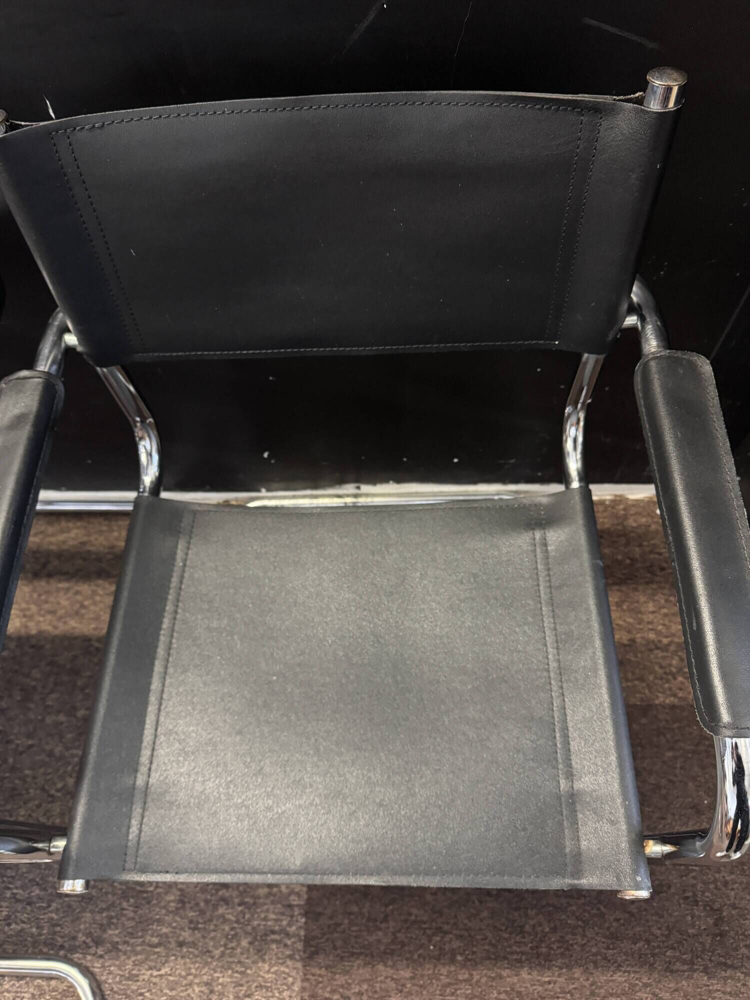 Armchair in the style of Marcel Breuer – sled base