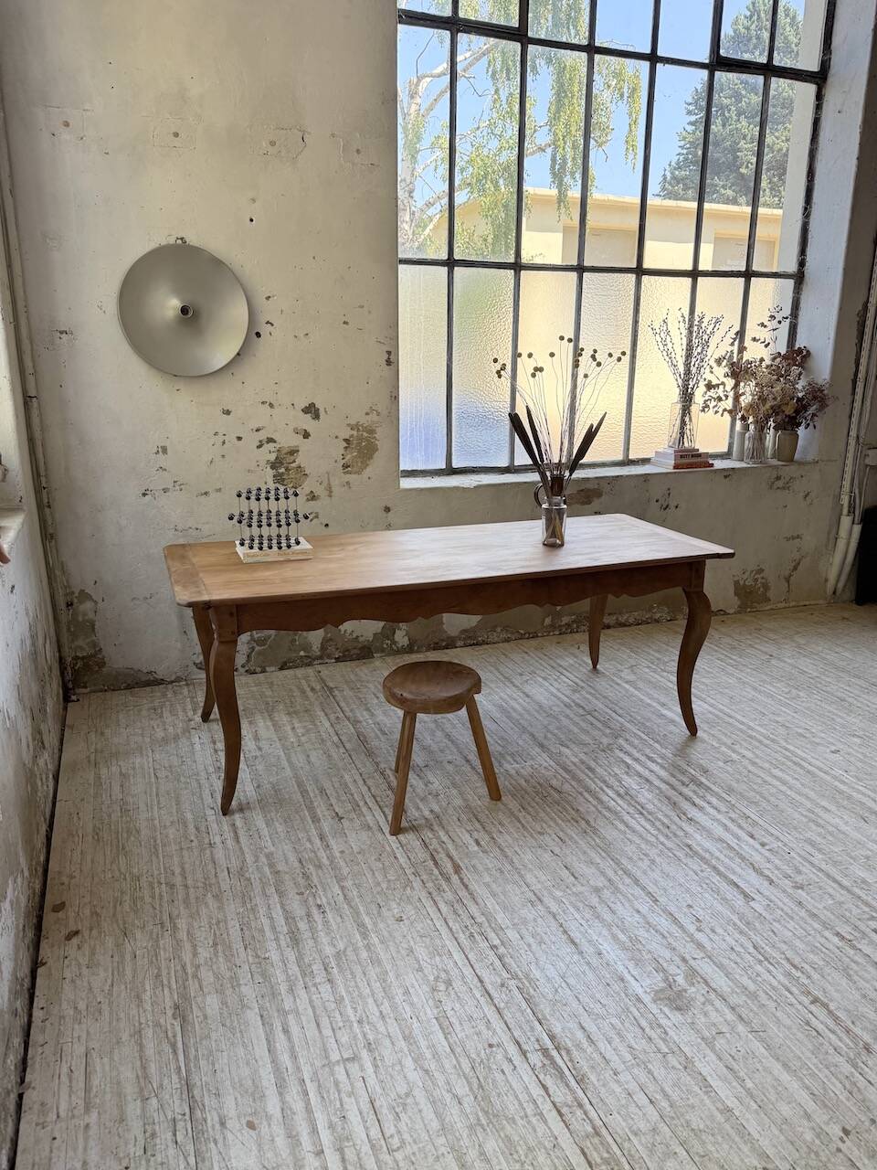 Table campagne provençale style Louis XV merisier