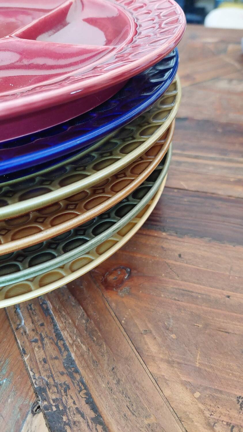 Set of 6 Sarreguemines plates for Burgundy fondue