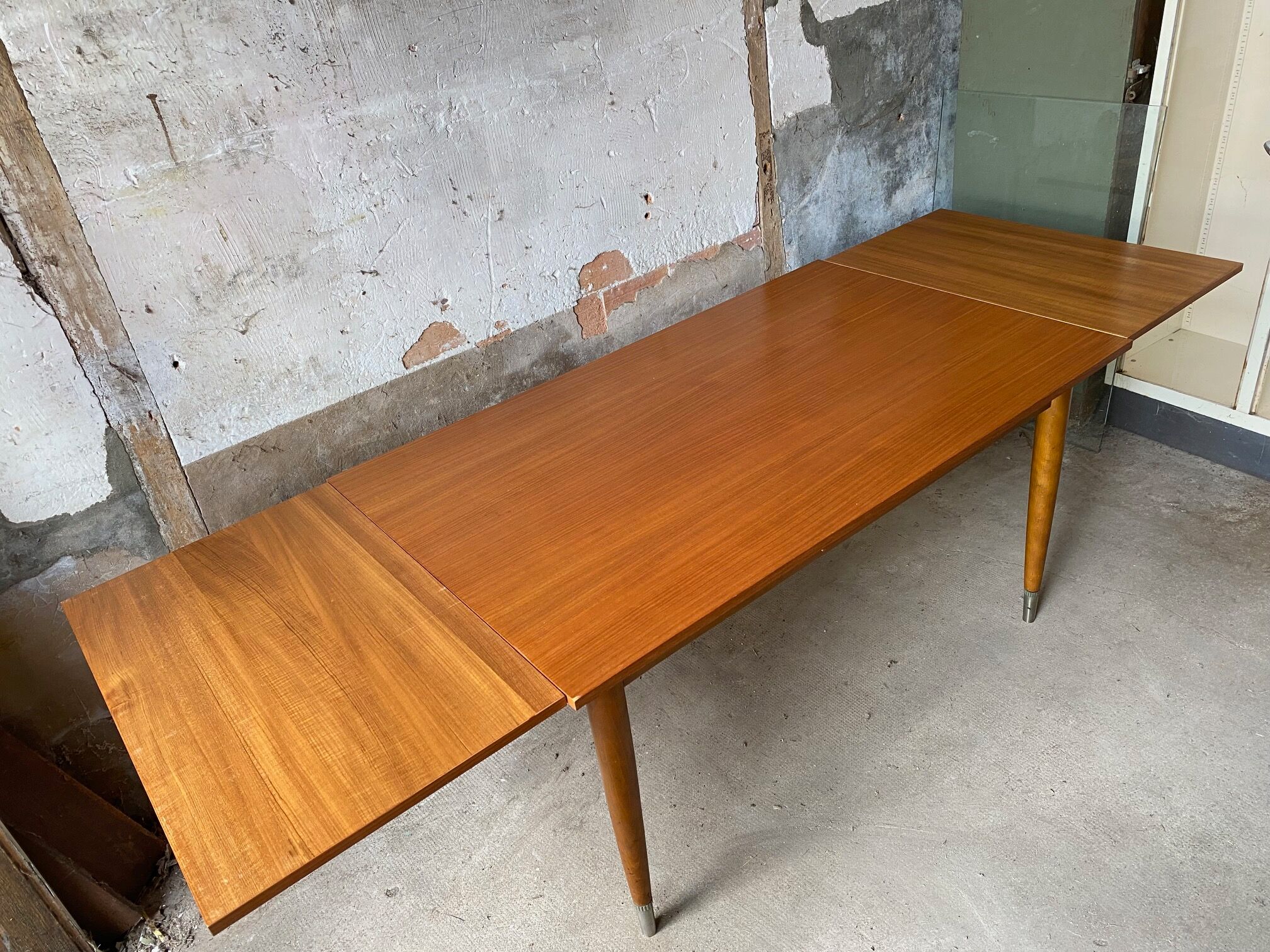 Scandinavian extendable table in teak 1950s