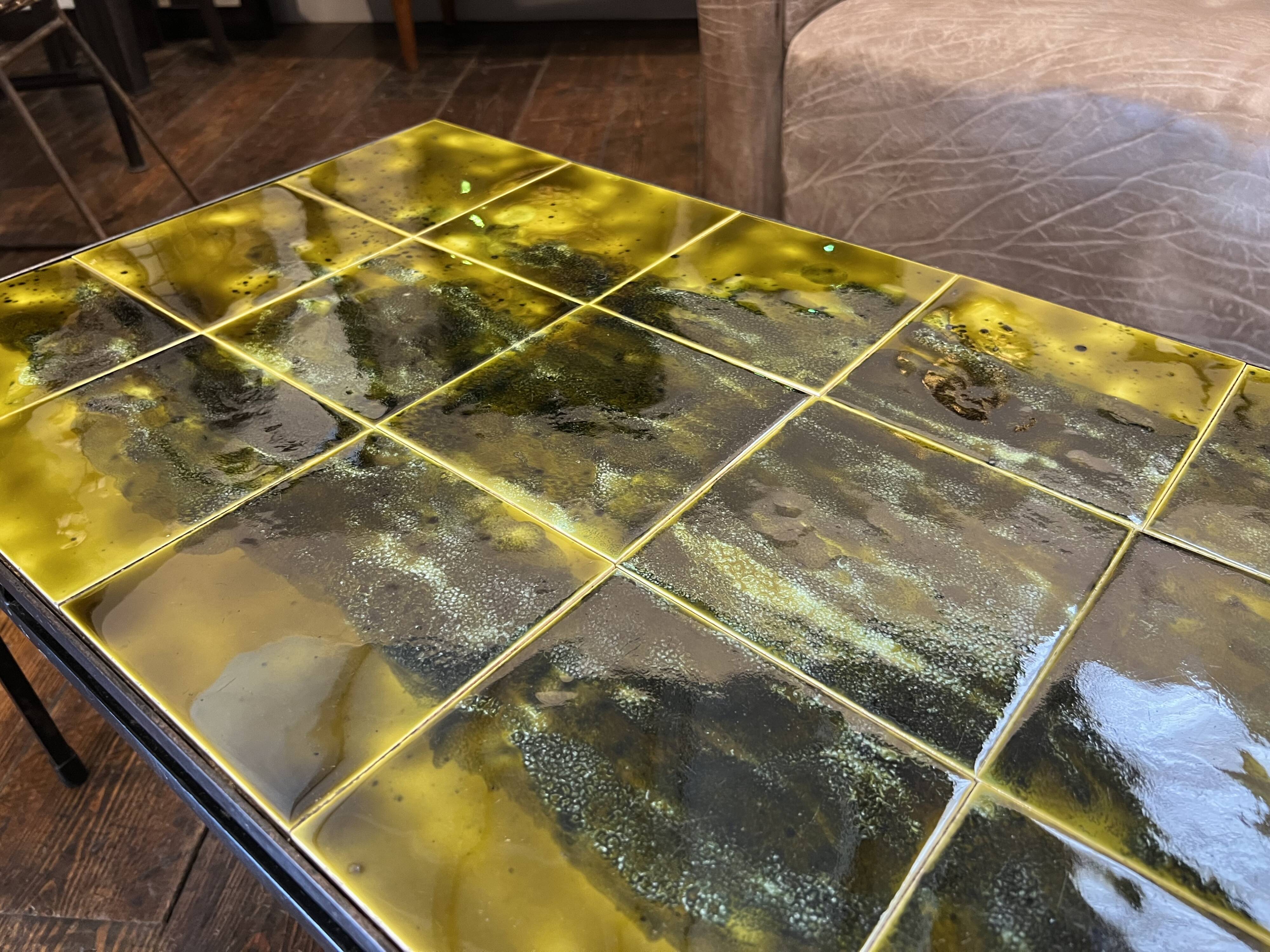 Vintage coffee table j. belarti