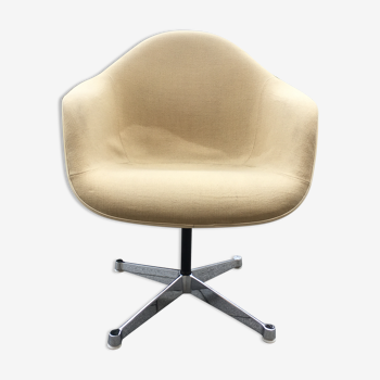 DAT fiberglass Swivel armchair from Charles & Ray Eames, Herman Miller 60s