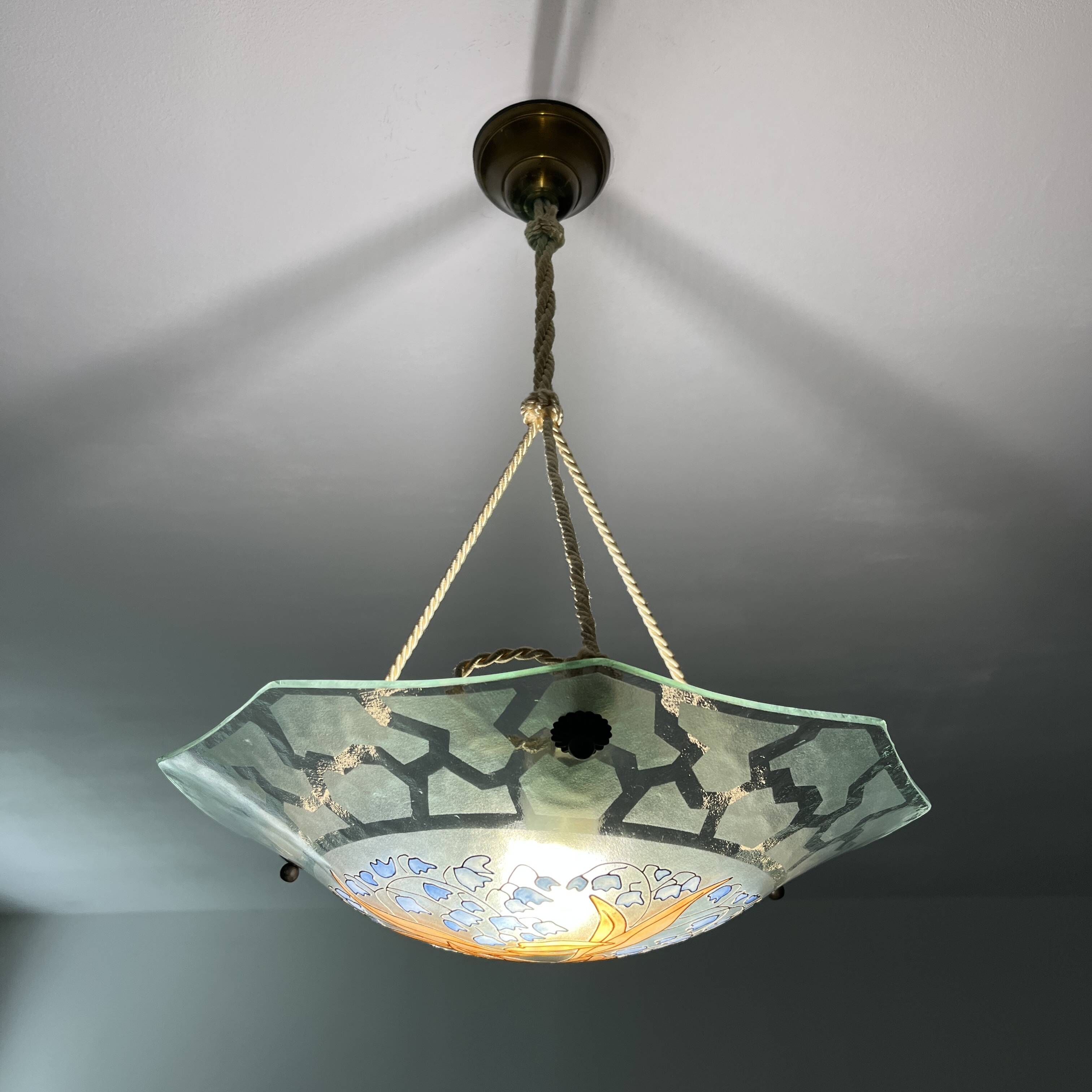 Aurys Loys Lucha enameled glass basin with lily of the valley decoration