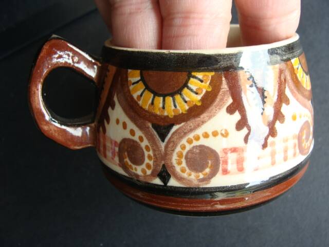 Art Deco cup and saucer P. Fouillen / Quimper