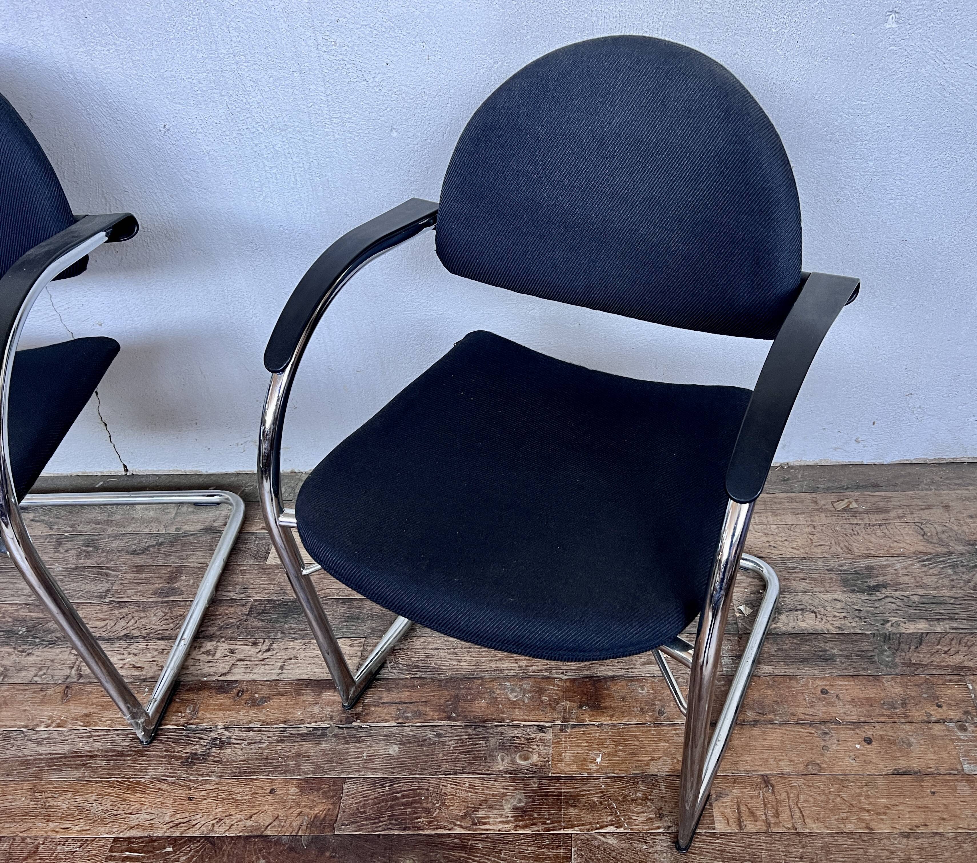 Trio de fauteuis Vitra