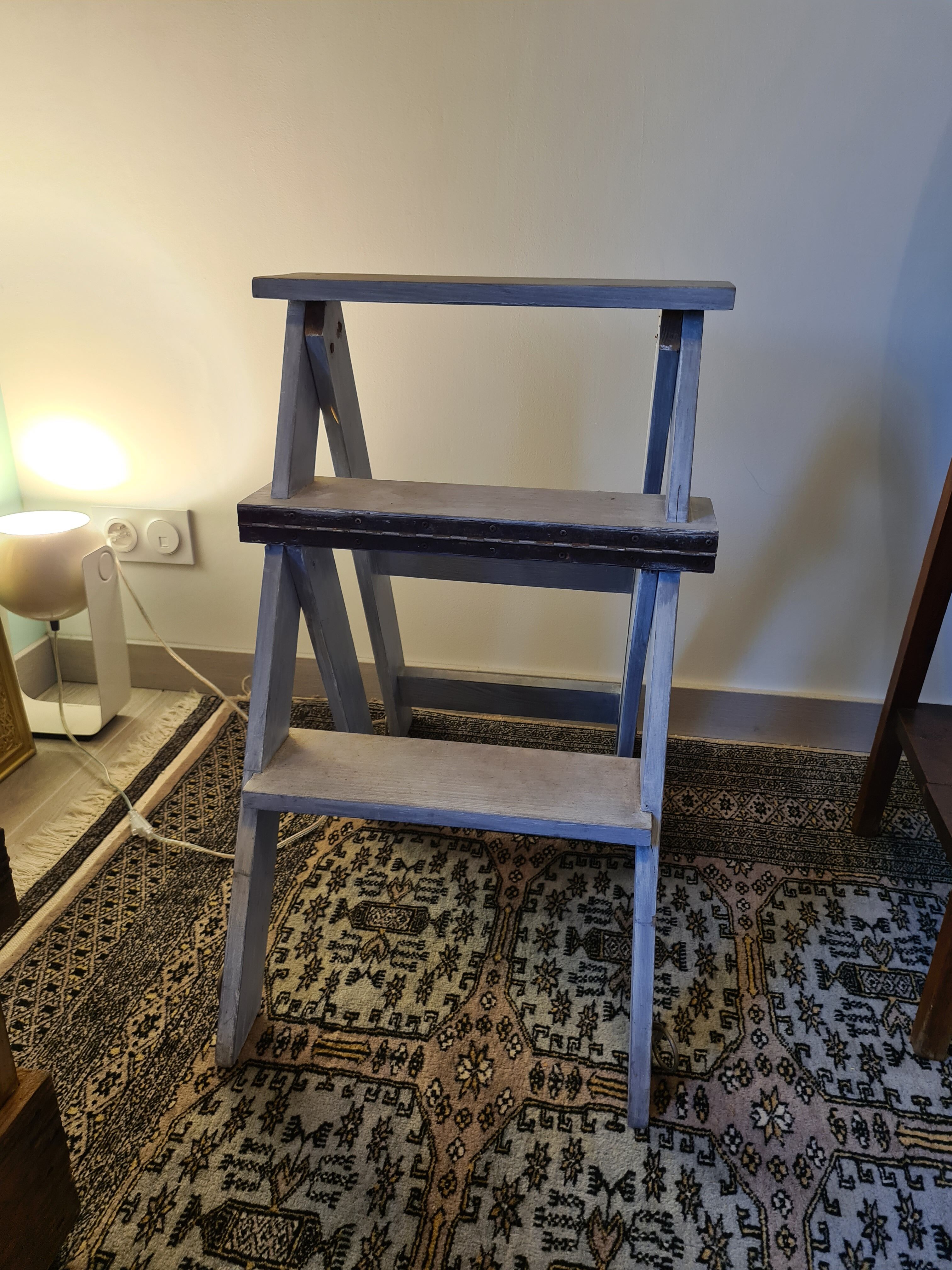 Vintage stepladder chair