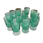 12 verres à pied vintages