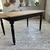 Oval pine farm table with 2m extensions