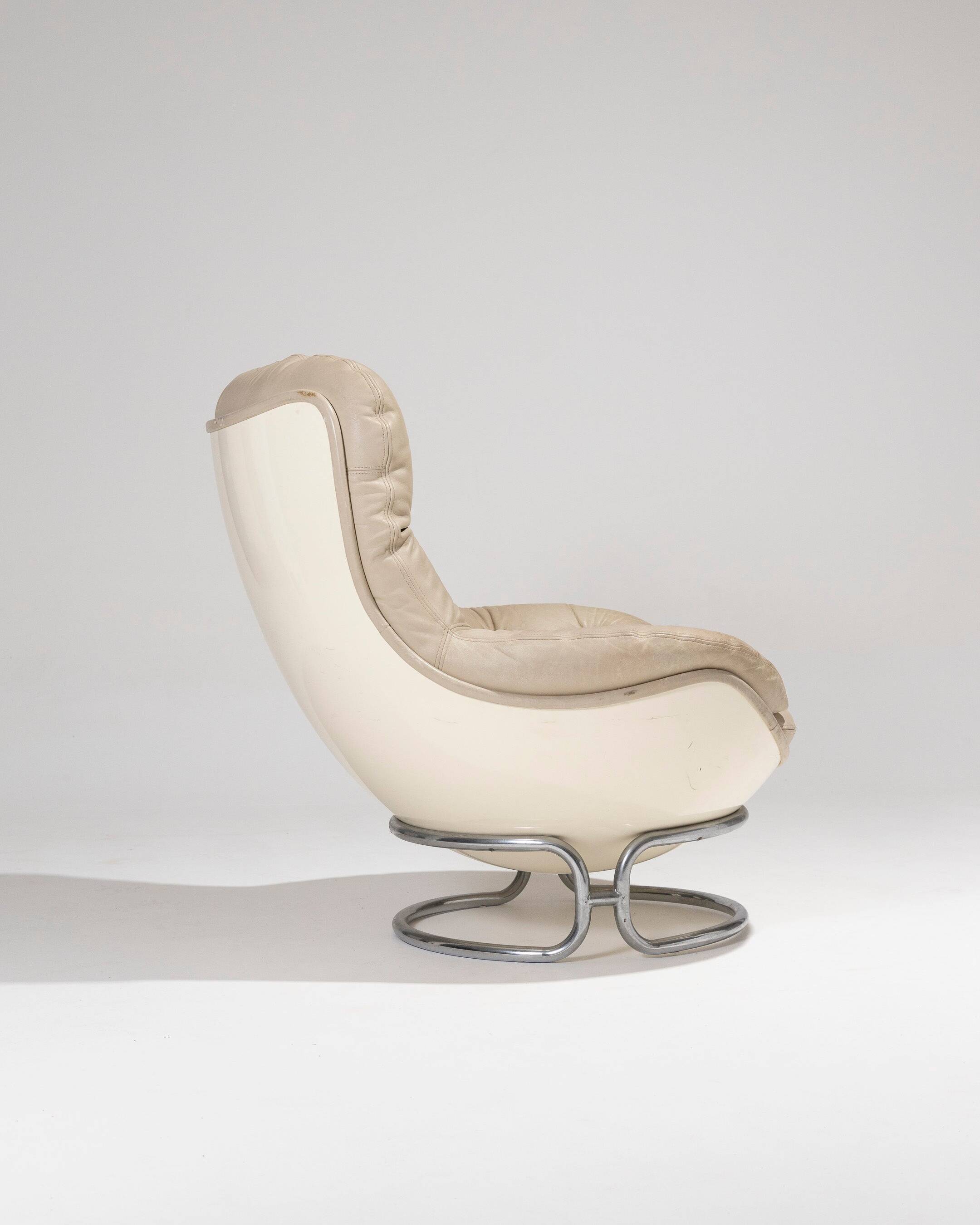 MICHEL CADESTIN KARATE LEATHER ARMCHAIR, 1970s