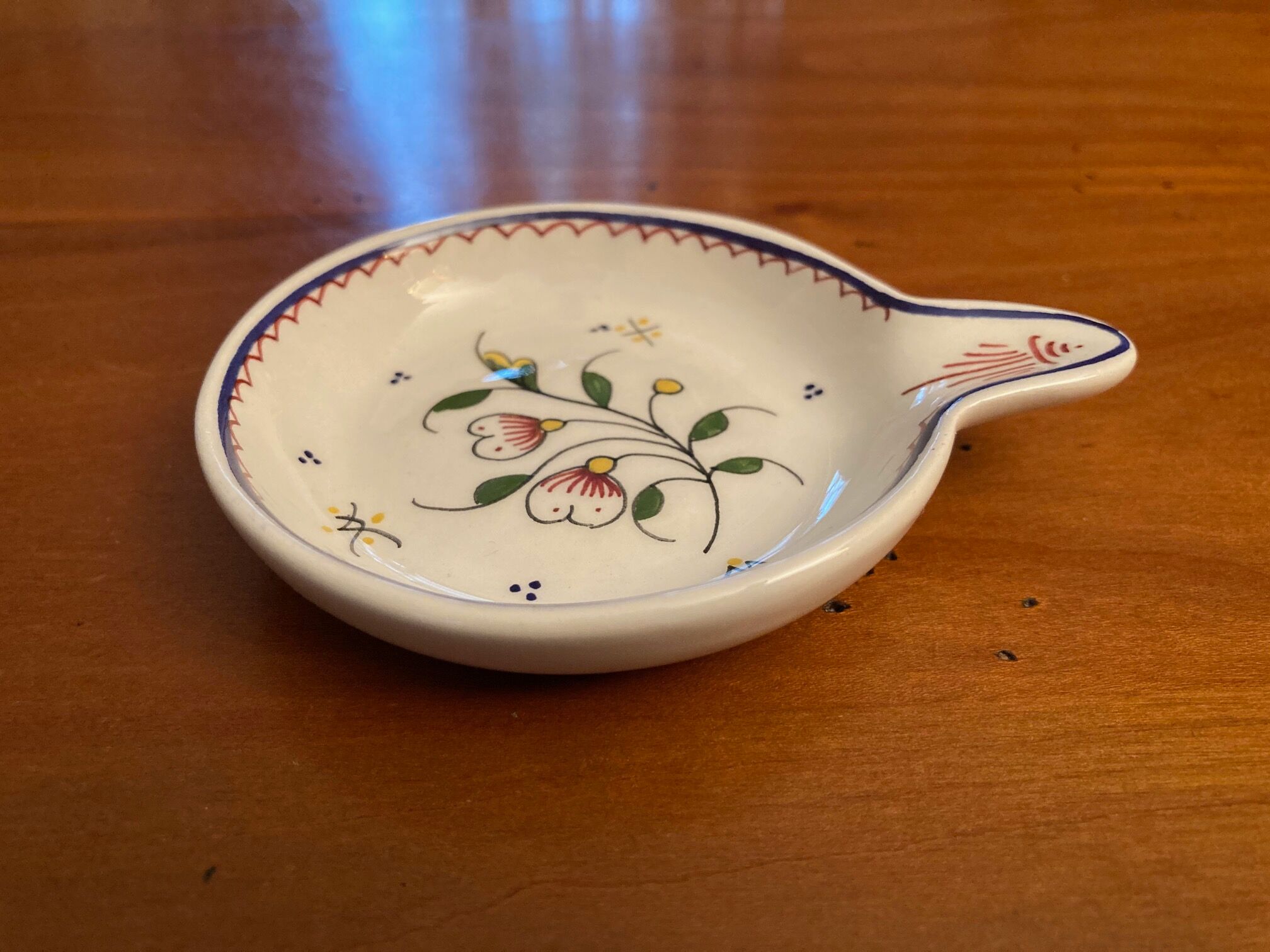 Taste-wine in desvres earthenware, décor "Rouen"