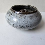 Speckled grey ceramic flowerpot vase Signed Gérald POTT (diameter 12