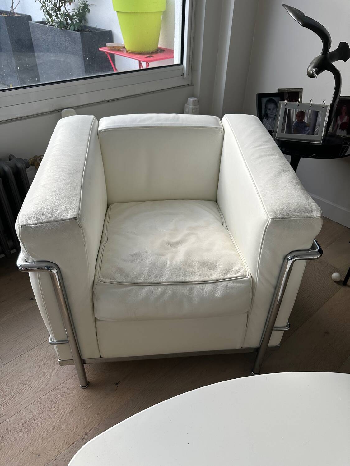 LC2 armchair Cassina edition excellent condition