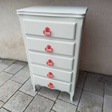 Antique chest of drawers