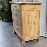 Commode patinée