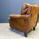 Fauteuil club en cuir des années 1950.