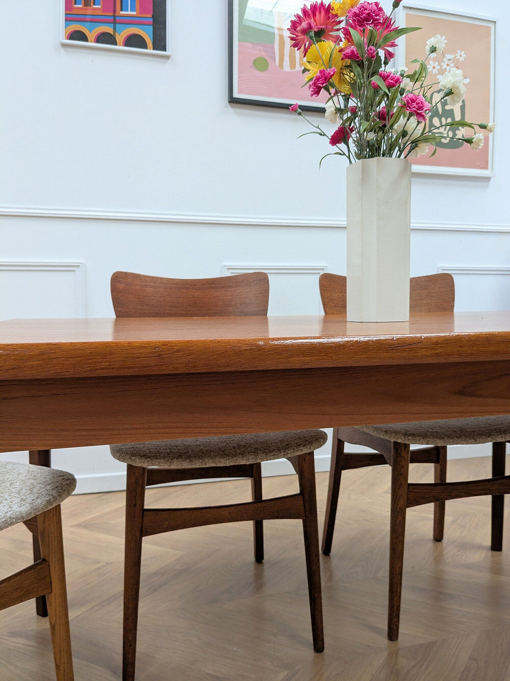 Table Henning Kjaernulf