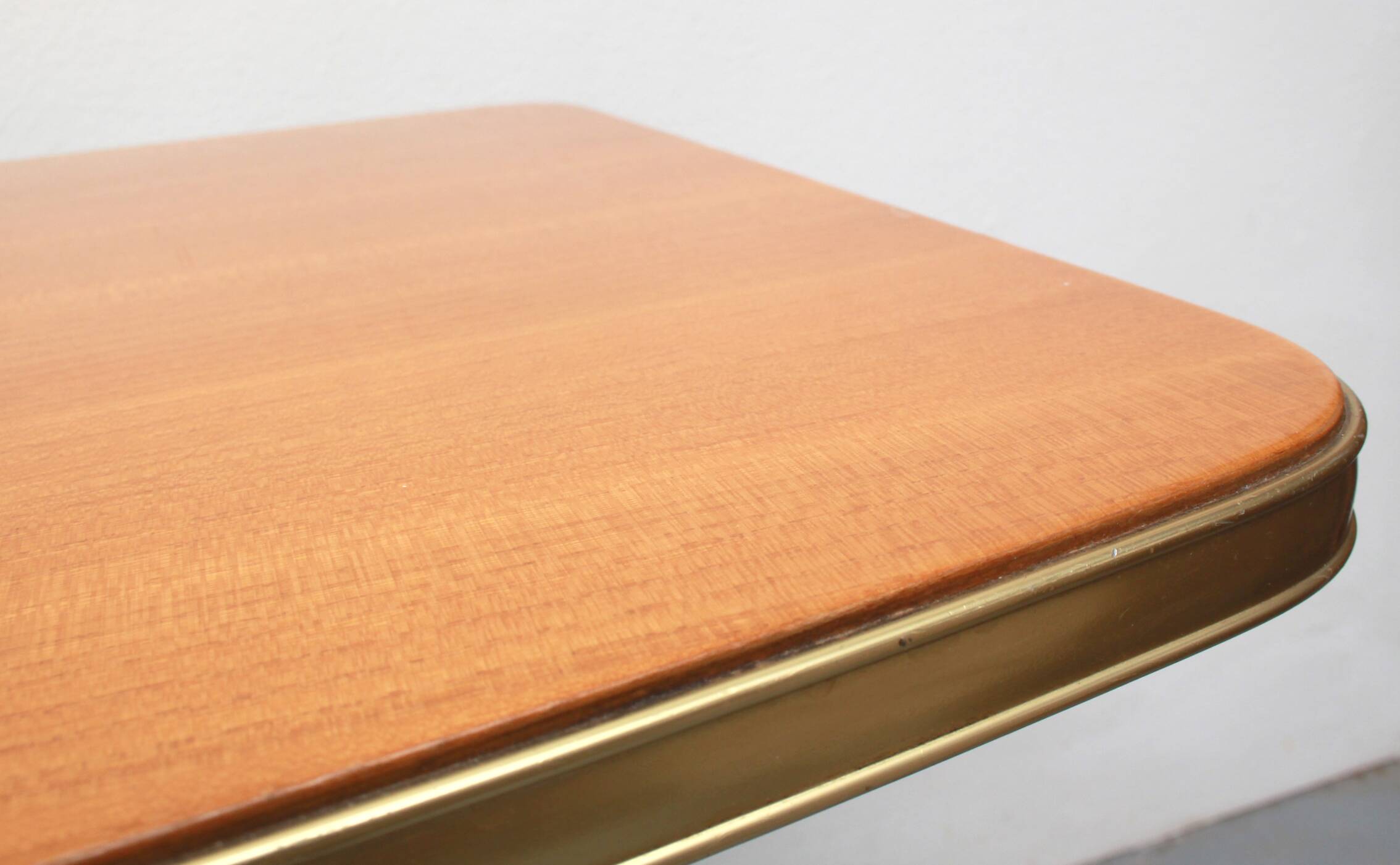 1950s coffeetable ship shaped in ash