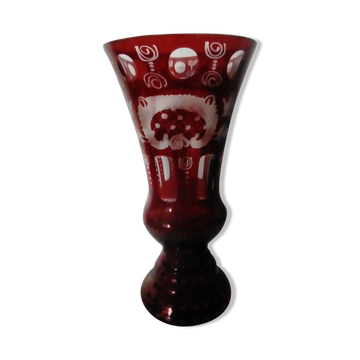 Bohemian crystal vase St Louis or Val Saint Lambert with engraved decoration.