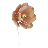 Wall lamp flower with petal design in rattan and linen