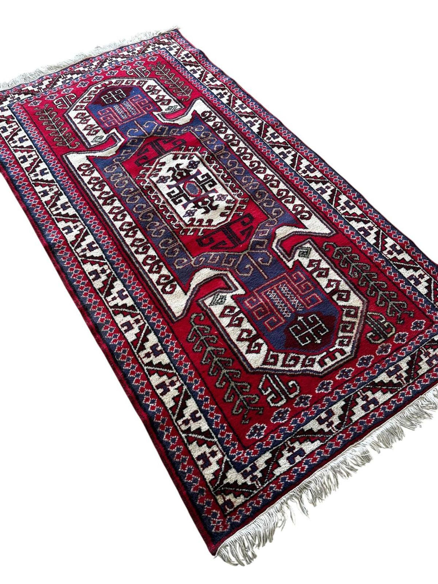 Handmade Persian rug 190cm x 100cm